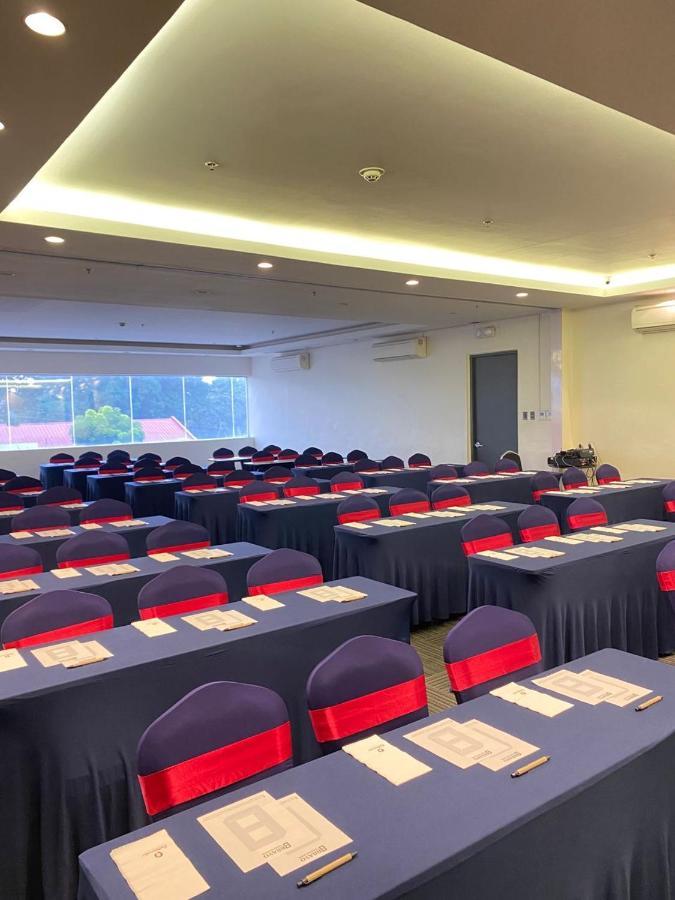 Bravo Tanauan Hotel Luaran gambar