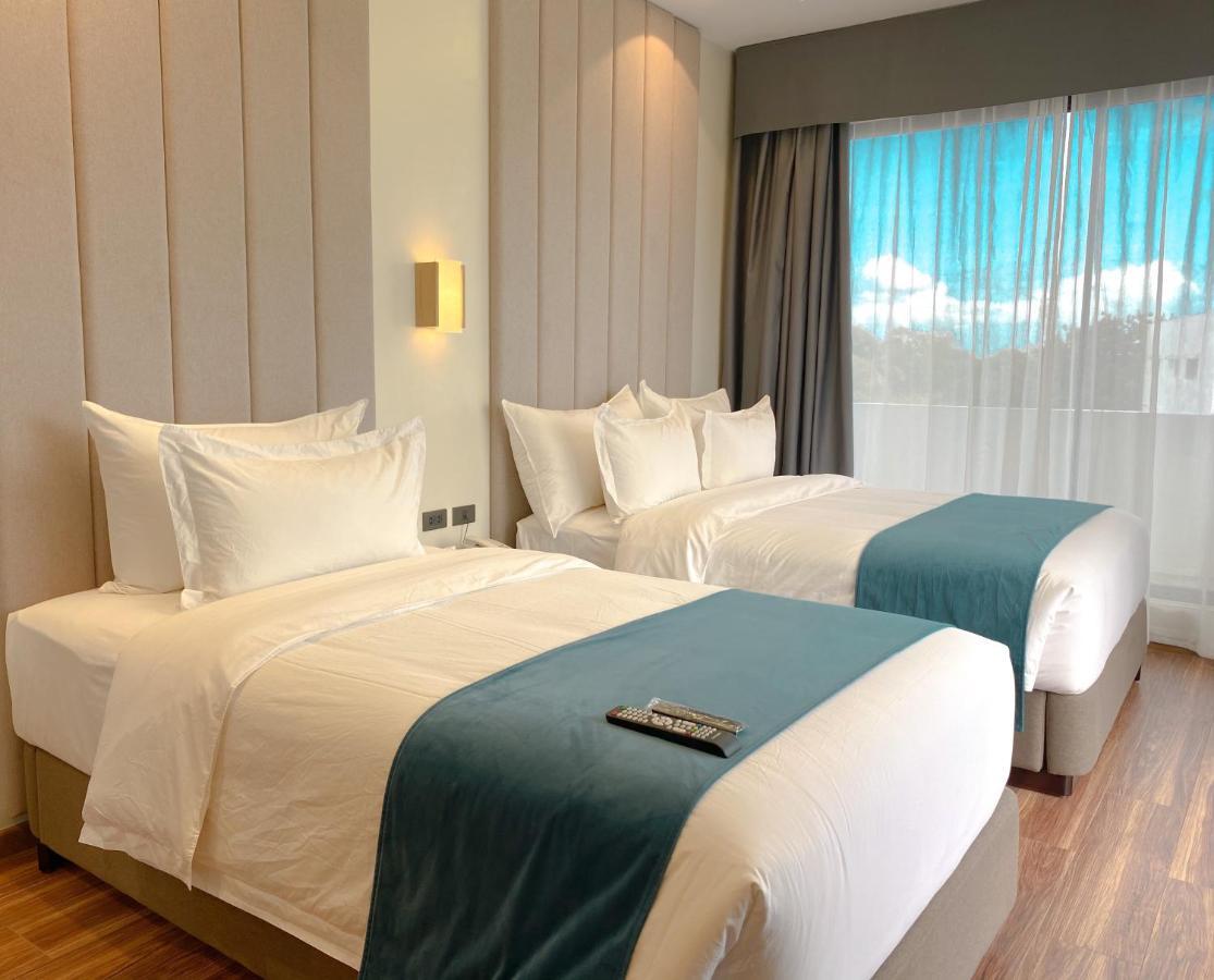 Bravo Tanauan Hotel Luaran gambar